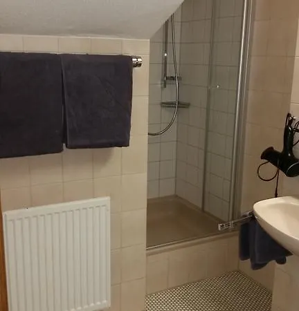 Kurparkhotel Konukevi 3*