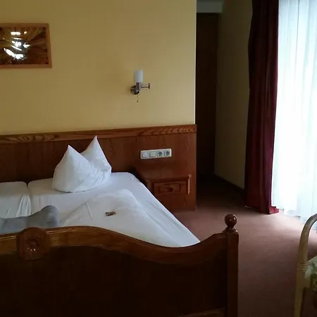 Konukevi Kurparkhotel